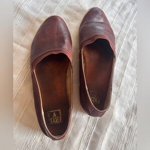 FRYE Melanie Women’s Slip-On Leather Flat Shoe Sz 9 Cognac Brown Loafer